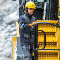 Kapriol Jakna SMART SIVO-CRNA