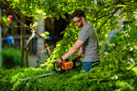 Villager motorni trimer za živu ogradu živicu VHPT 27 E